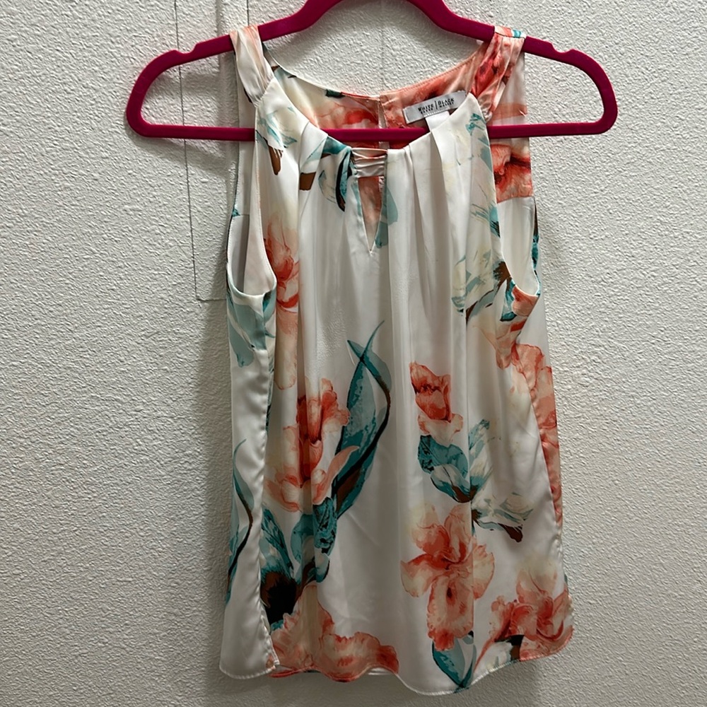 WHITE HOUSE BLACK MARKET Blouse